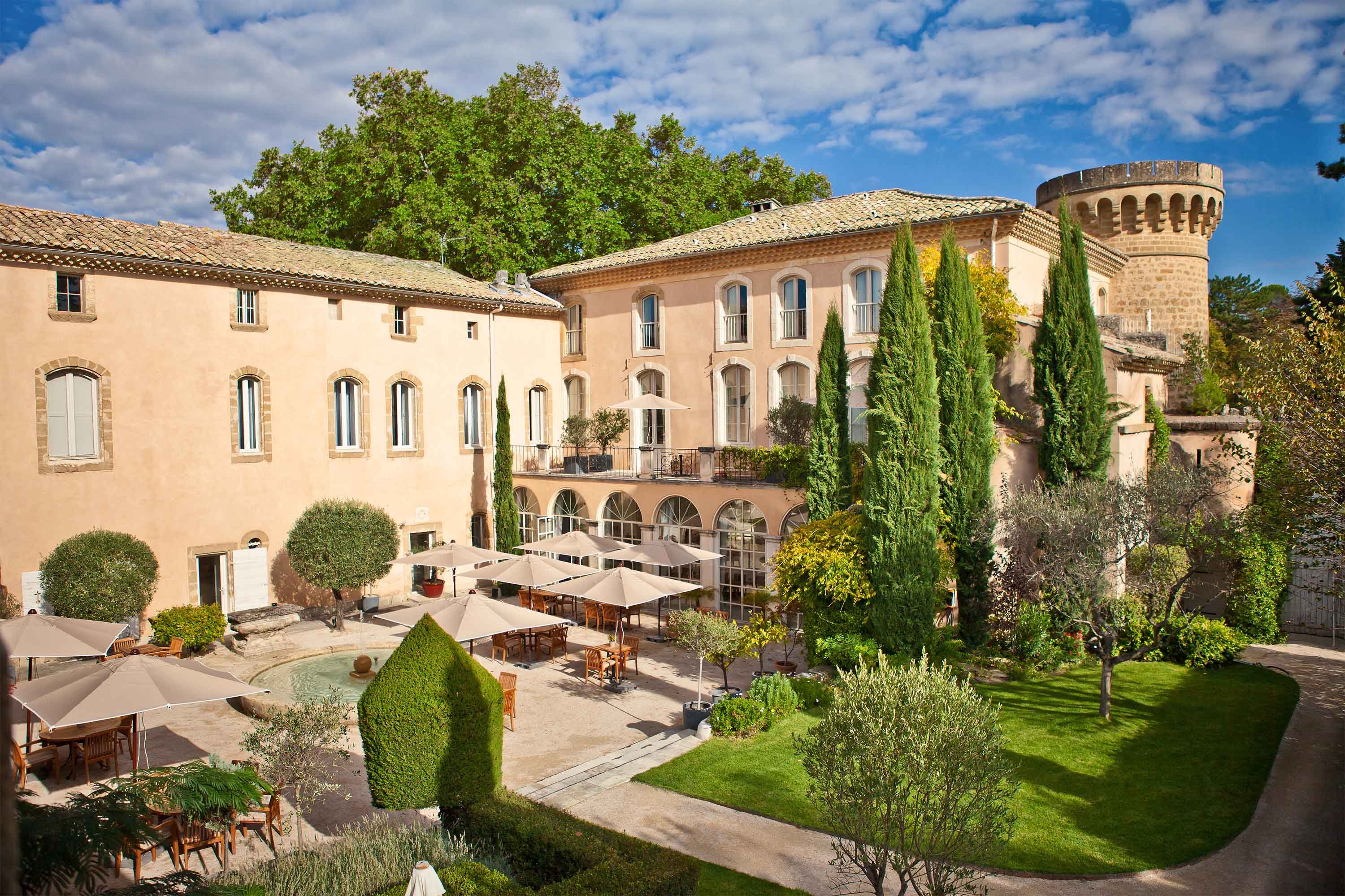 Luxury hotel in Provence, France - Château de Massillan 5* - Chef Mickael Furnion - Michelin-starred restaurant Le M- exterior