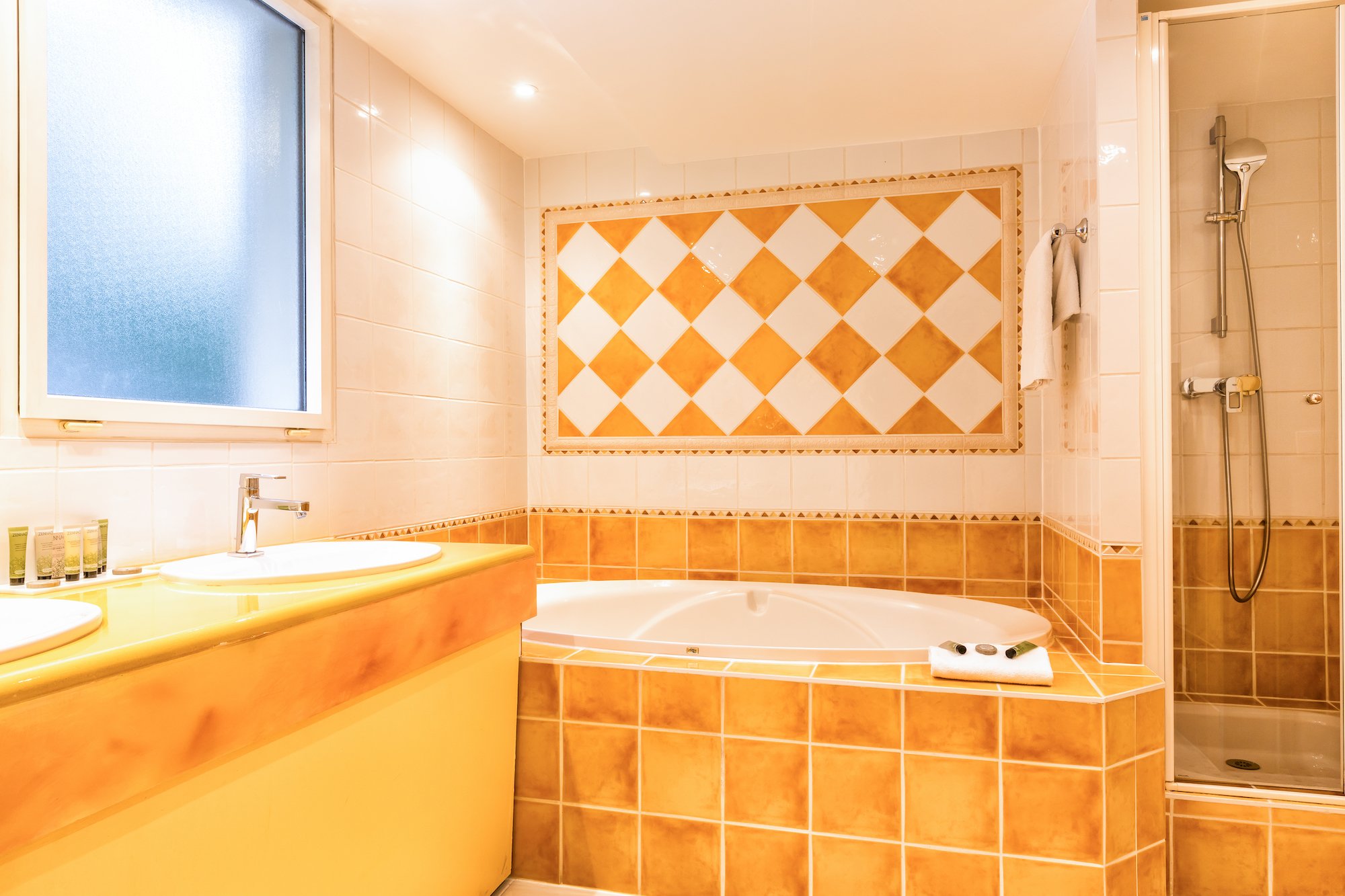 Villa Beaumarchais - Chambre Deluxe - Salle de bain