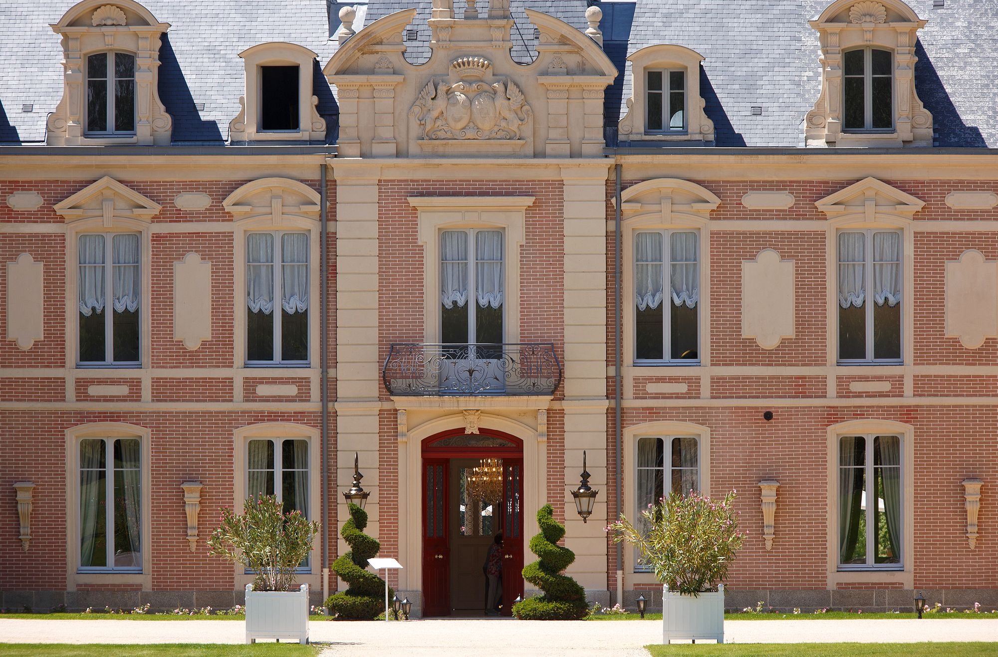Romantic Saint Valentin's stay  | Alexandra Palace Hotel  - in Marais Poitevin - France