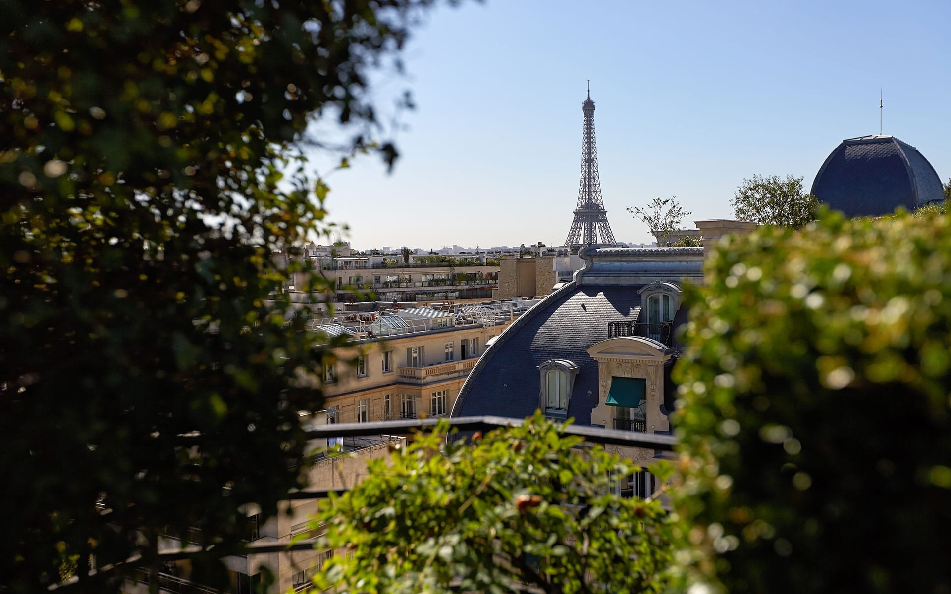 Hôtel Raphael Paris | Chambre avec vue sur la Tour Eiffel