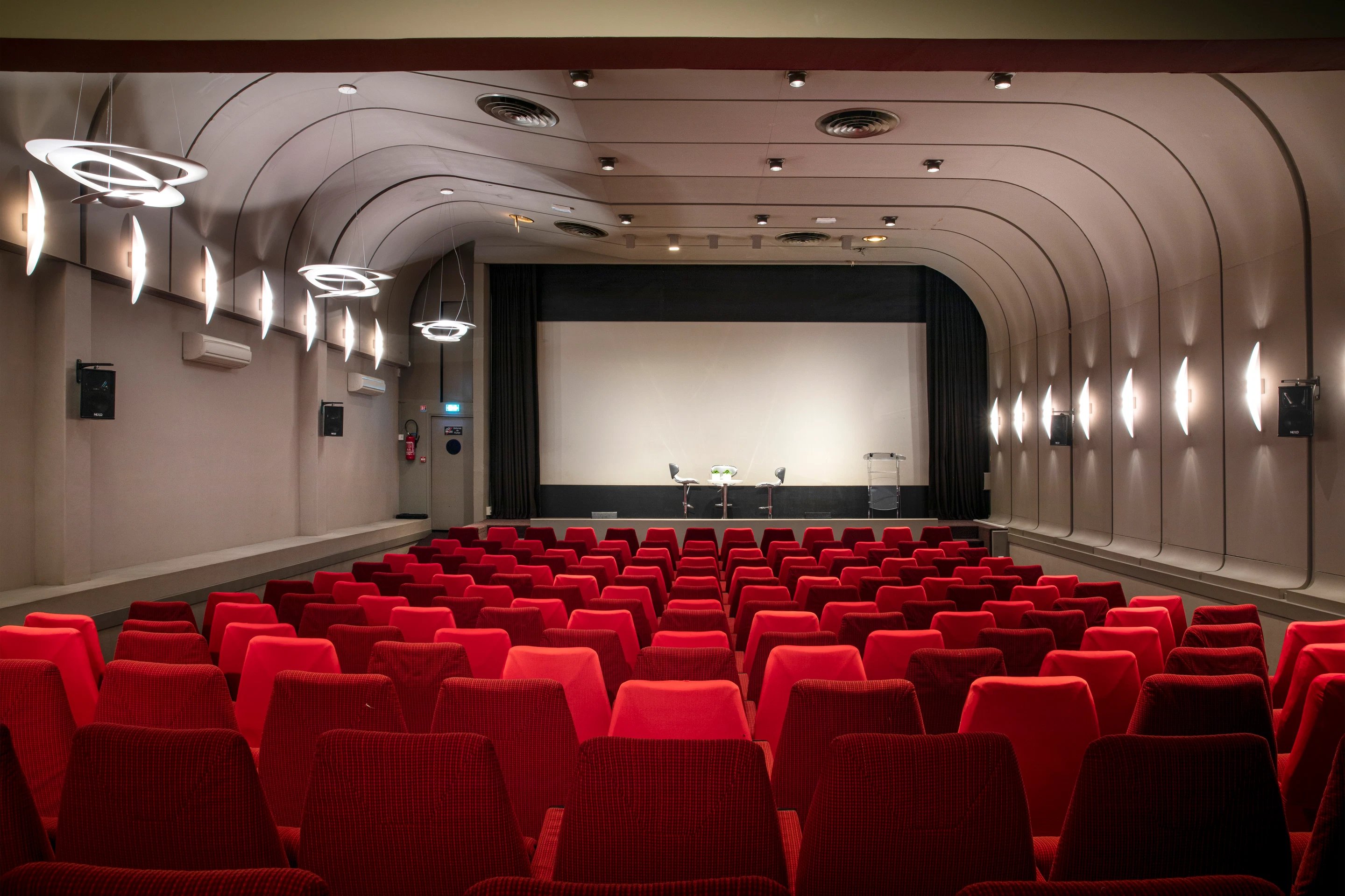 hotel du port nogent projection auditorium seminaire reunion cinema