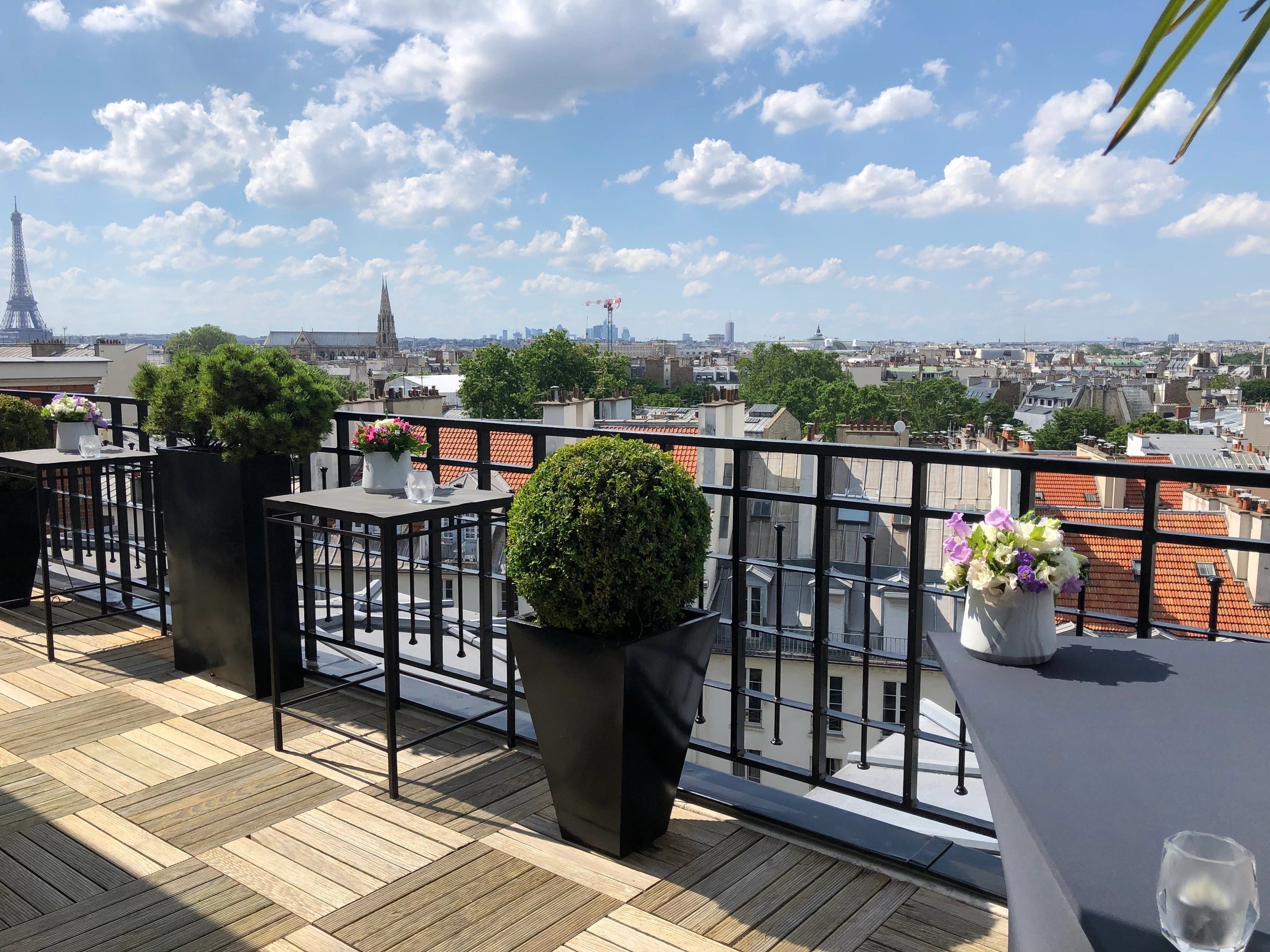 Balcon Événement Suite Panoramique Hôtel Pont Royal Saint-Germain-des-Prés Musée D'Orsay
