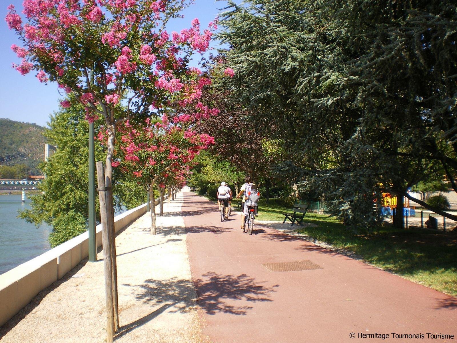 Hôtel de la Villeon | A hotel ideal for bike ride in Ardèche