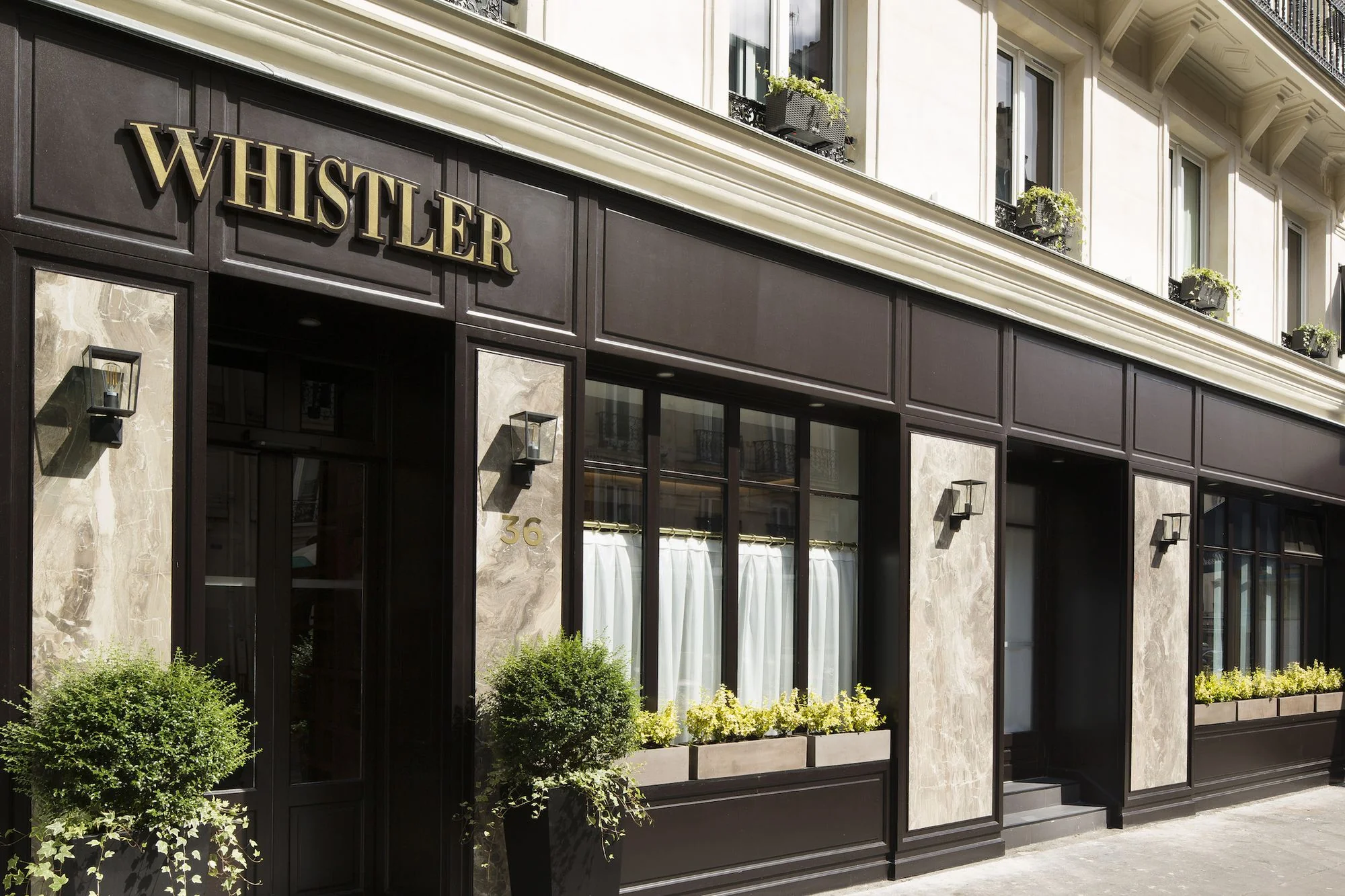 Fa&ccedil;ade de l'H&ocirc;tel Whistler &agrave; Paris