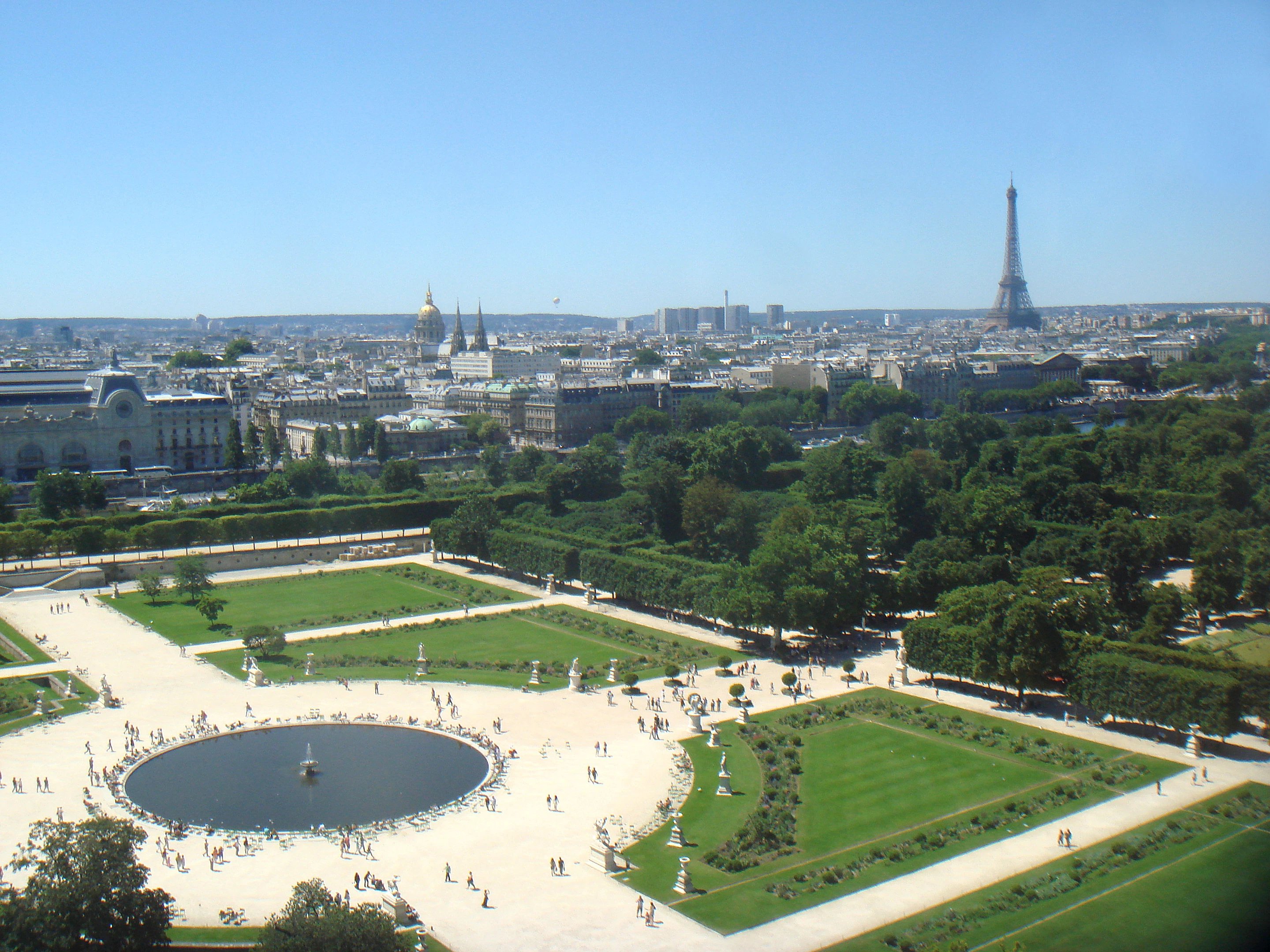 66/QUARTIER/Tuileries_panorama.jpg