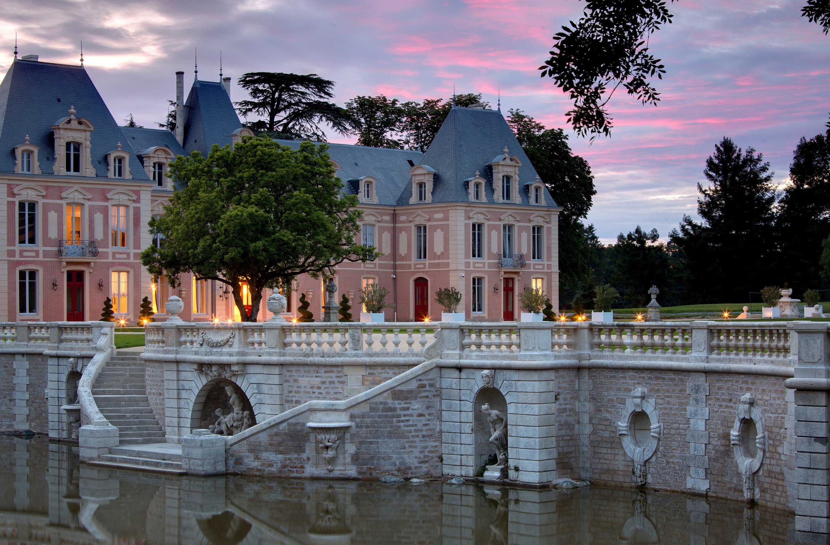 La Maison Younan | Châteaux hôtels 4 et 5 étoiles en France